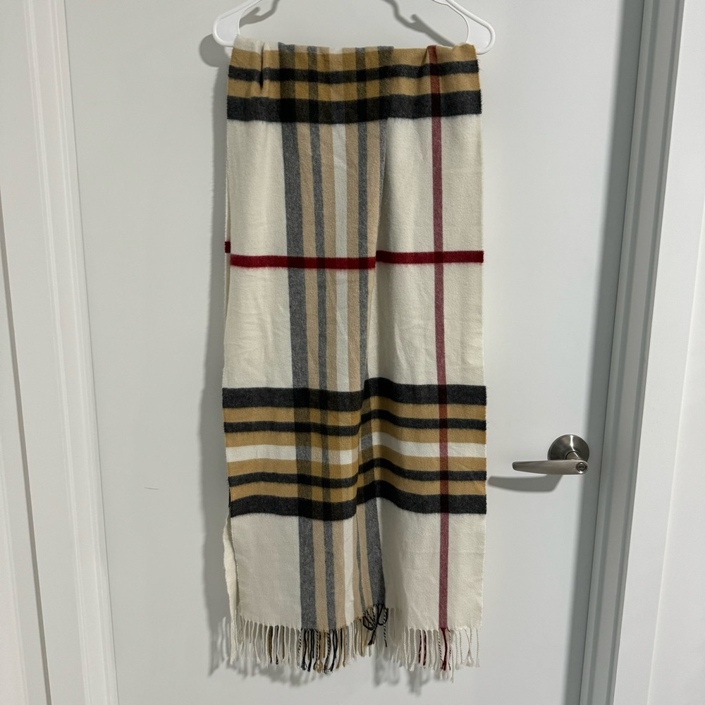 Plaid scarf